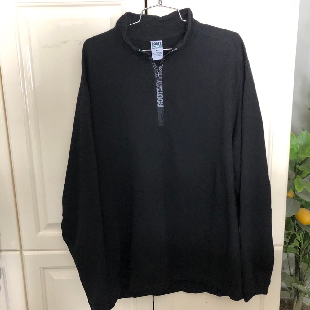 NWT-ROOTS ATHLETICS Ice Basin Zip Top Size Medium
